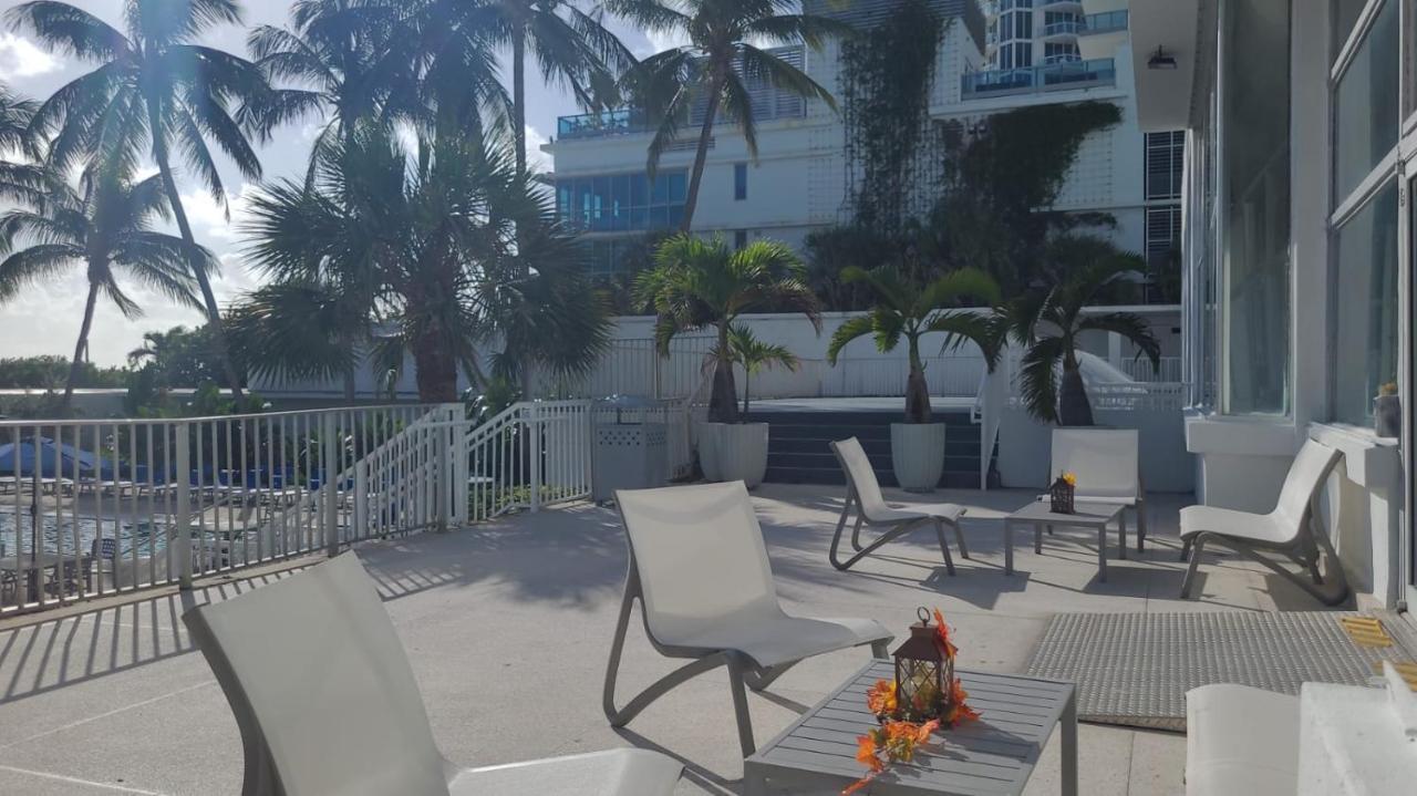 Sherry Frontenac Oceanfront Маямі-Біч Екстер'єр фото